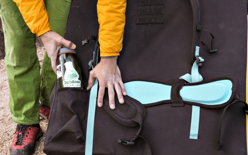 mad rock duo - the water bottle pouch makes it easy to stay hydrated without having...
