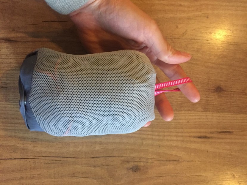 rab windveil for women - the jacket stuffs into it&#039;s own pocket and features a clip loop so...