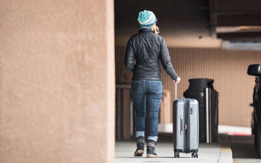 delsey helium titanium 25&quot; - putting the delsey&#039;s spinner wheels to work. the helium also earns...