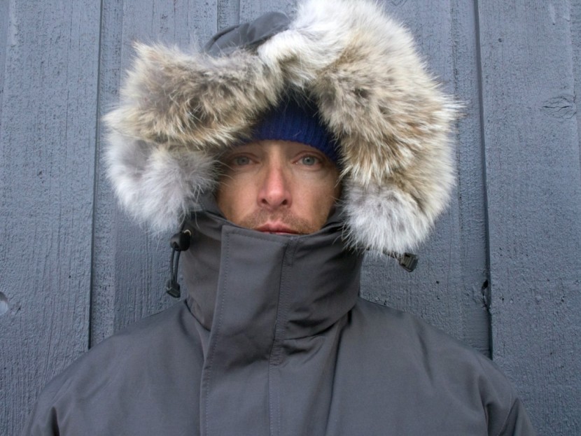 canada goose expedition parka heritage - the hood and high collar work together to block out the coldest wind...