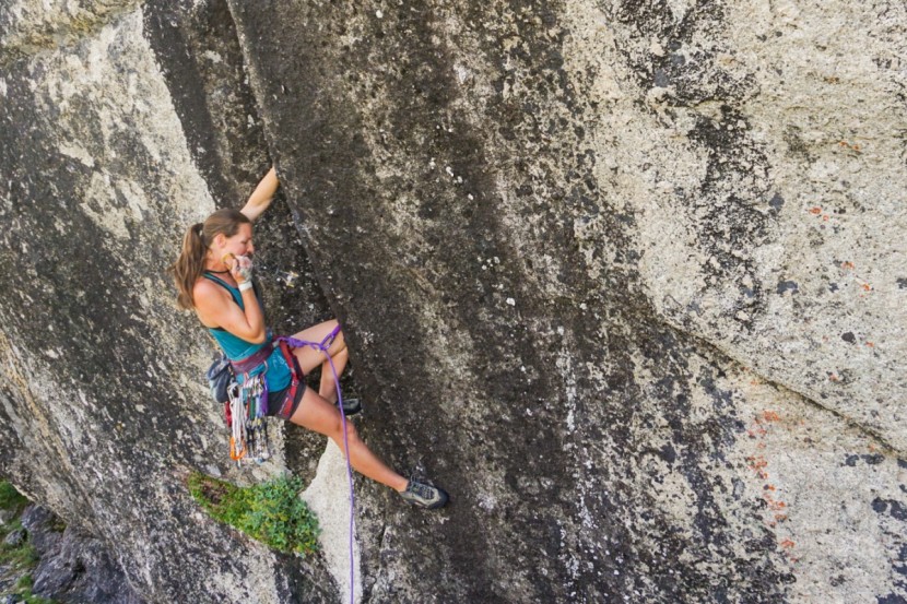 climbing cams - for free climbing, it&#039;s nice to have cams with thumb loop, making...