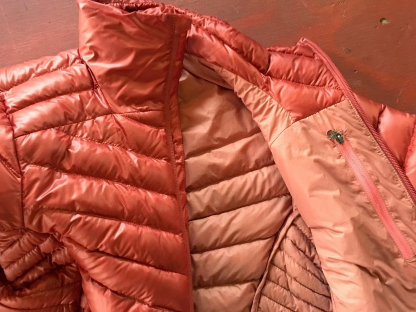 down jacket womens - loved the chest pocket and the fun varied baffles.