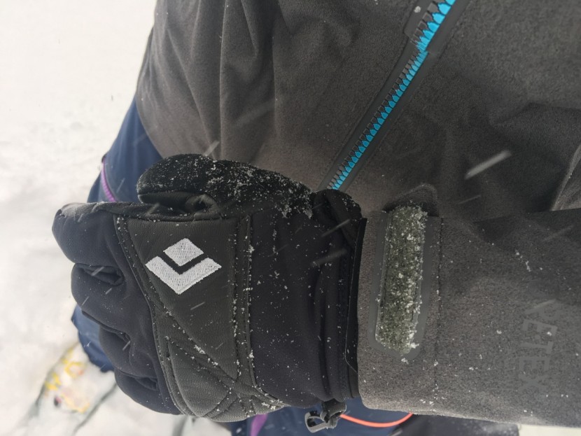 outdoor research clairvoyant - with gloves, we could still seal out the elements, despite the...