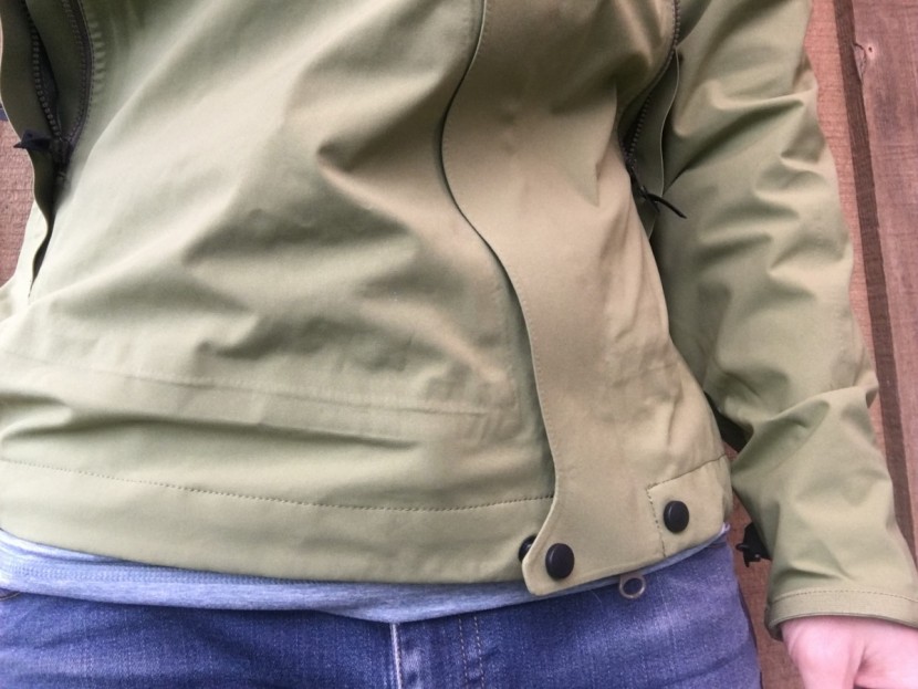 klattermusen allgron for women - the leaning zipper has a fun look, but makes the jacket articulate...