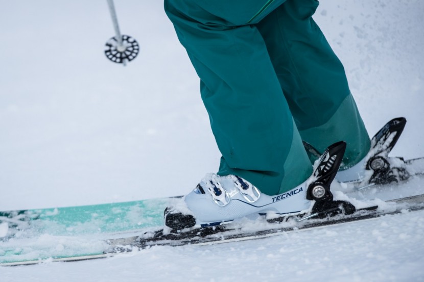 tecnica mach1 105 mv for women - we like the tecnica mach 1s low profile buckles.