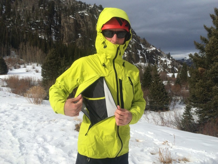 mountain hardwear cloudseeker - these giant pockets, found on each side of the chest on the...