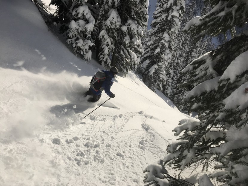 outdoor research axiom - the axiom is super stretchy and mobile, and paired with its athletic...