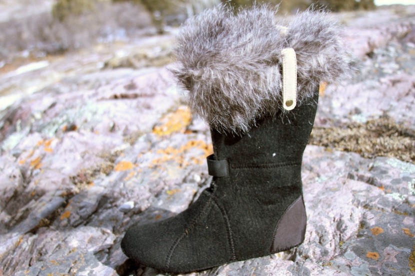 sorel joan of arctic - the 6mm liner is warm and removable making this a versatile winter...