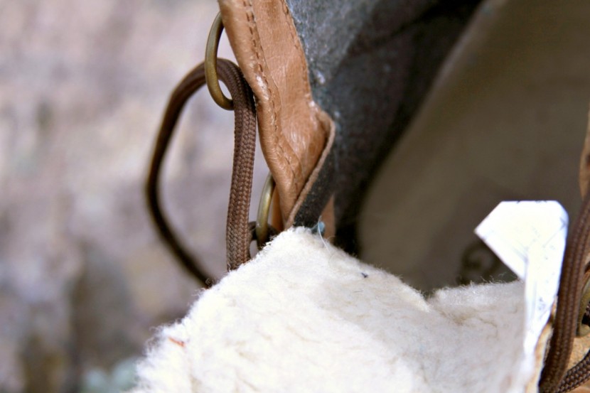 ugg cecile - the furry tongue is cozy and comfortable all day long.