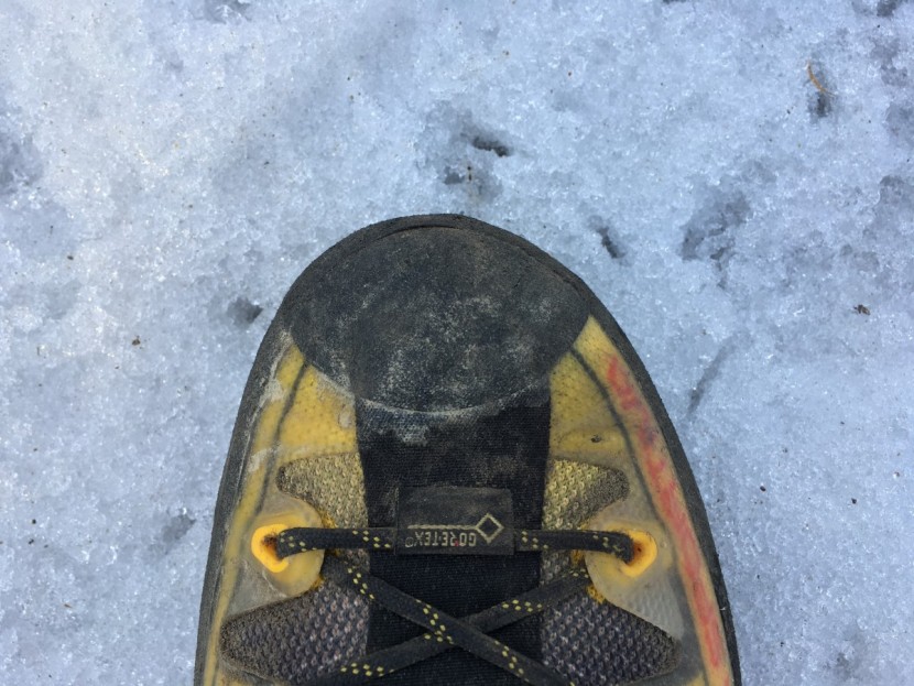 la sportiva trango ice cube - the front welt of the boot lines up neatly with the toe of the boot...