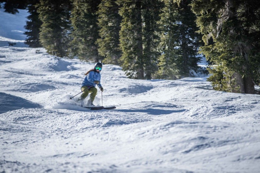 moment pb&j - we got some ladies in on the moment action!