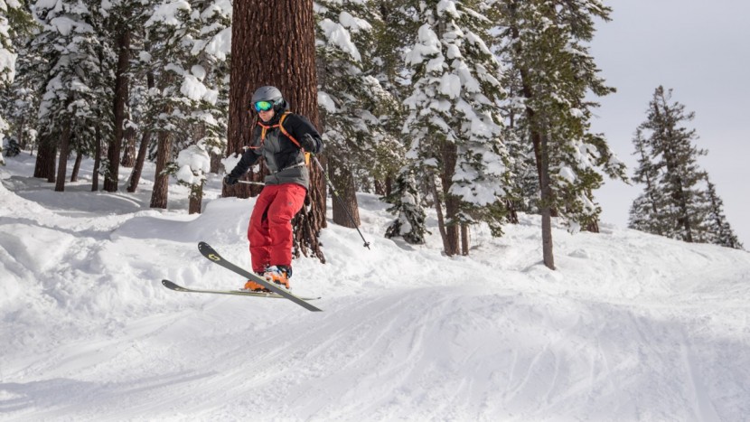 oakley a-frame 2.0 - shaky form perhaps, but the goggles are staying in place.