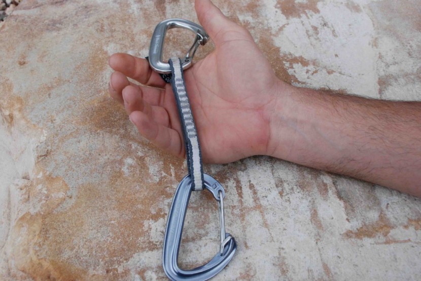 black diamond oz quickdraw - this quickdraw is challenging to grab. the 10mm wide sling is for...