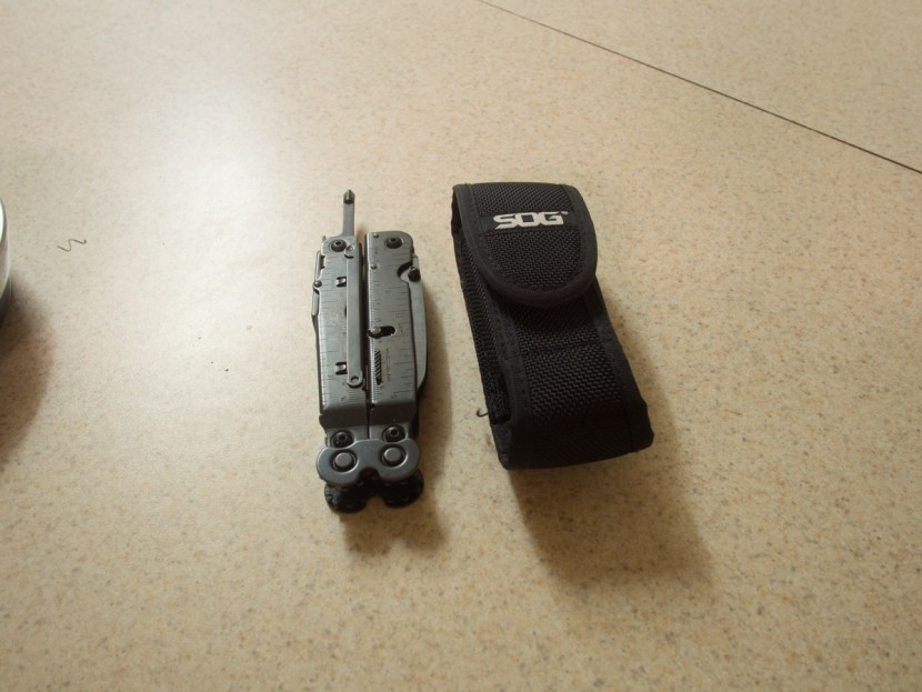 sog powerassist - the s66 and its sheath. here, note the phillips screwdriver...