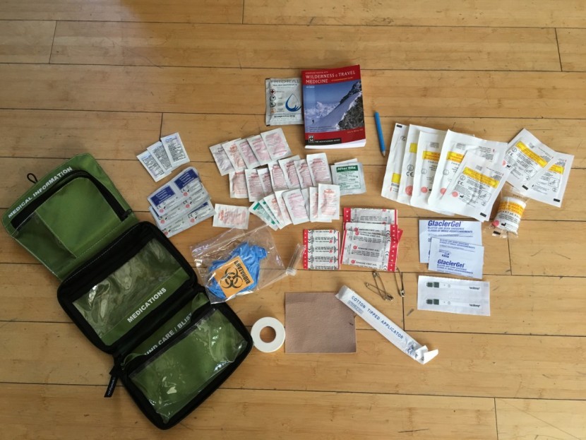adventure medical kits smart travel - the adventure medical kits smart travel kit includes many useful...