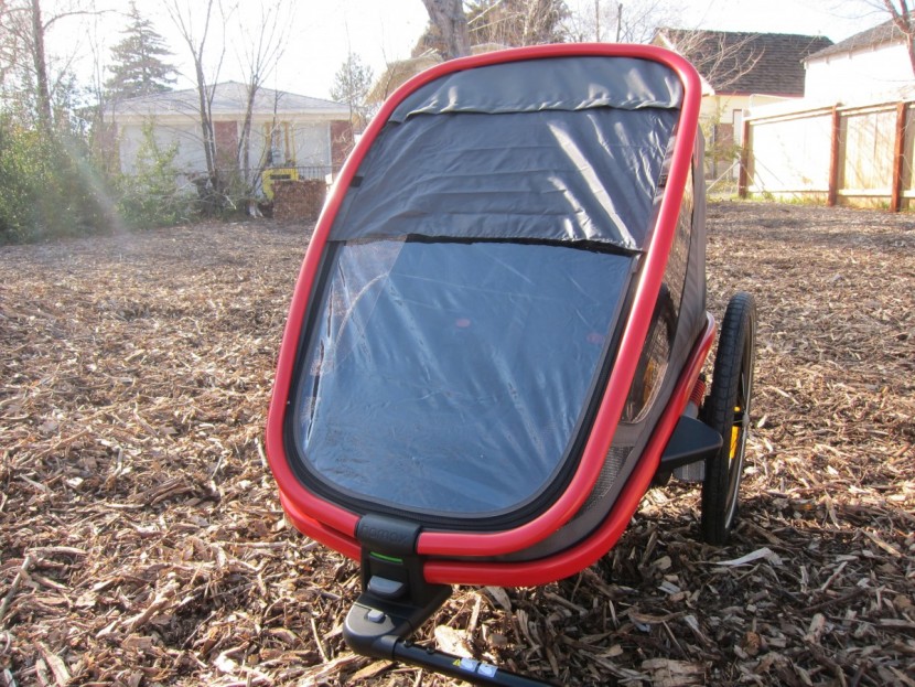 hamax outback multi-sport - this sunshade can&#039;t move up and down on the trailer&#039;s frame like...