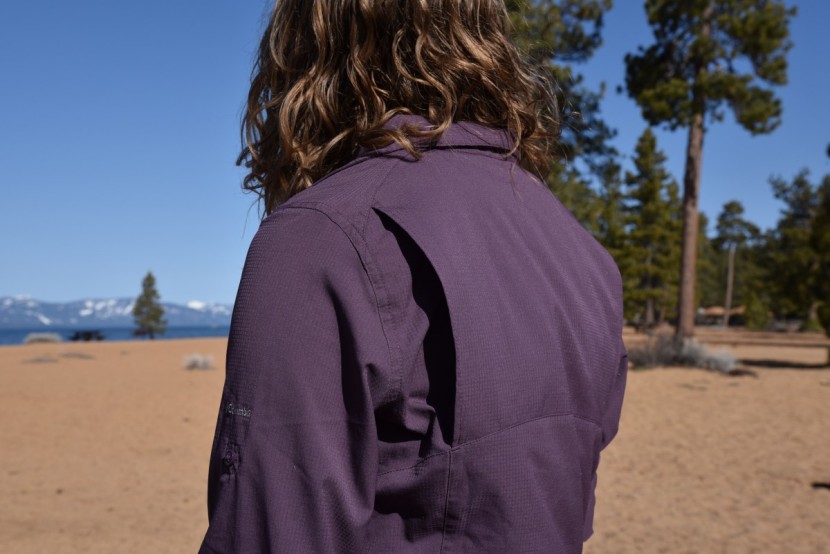 columbia silver ridge lite long sleeve for women - with a large back panel of mesh covered by a side-opening vent, this...