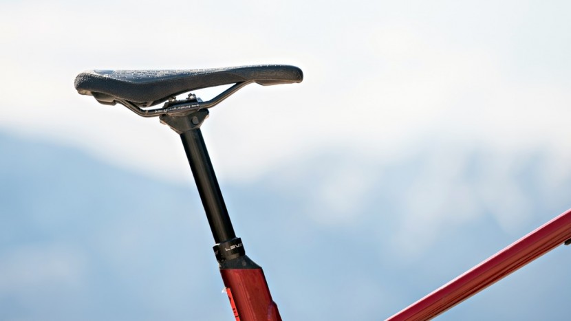 canyon spectral al 6.0 2018 - the ks lev si is certainly serviceable, but the quality can't match...