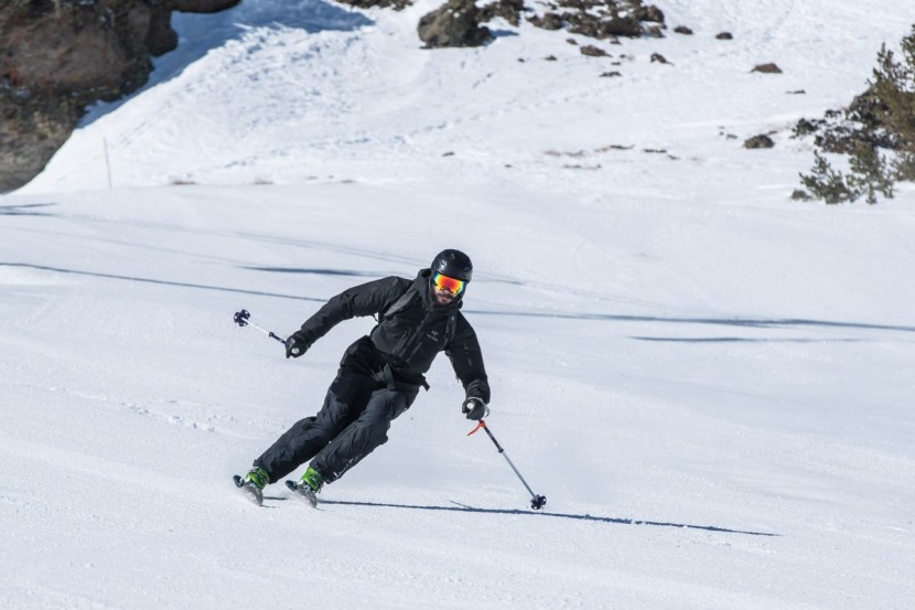 dps foundation cassiar 95 - laying the cassiar 95 on edge is great fun!