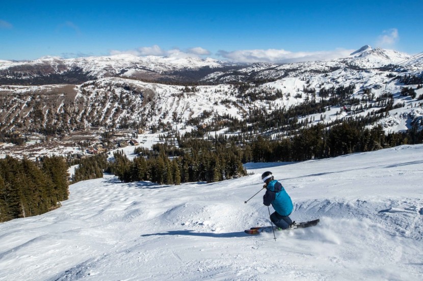 icelantic pioneer 96 - beginning to navigate a bump line on the icelantics.