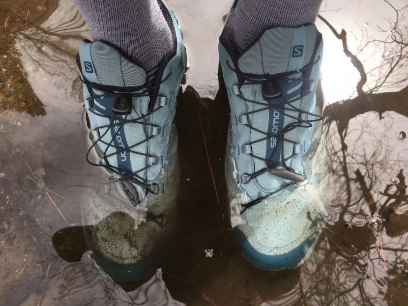 salomon outpath gtx - our feet stayed dry well past the 5-minute mark while conducting our...