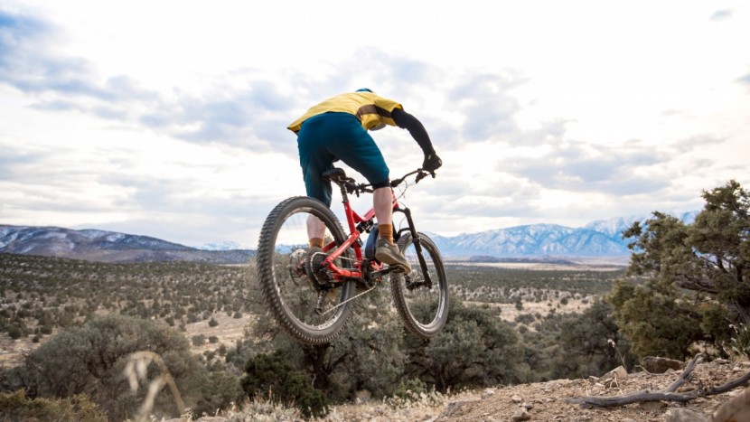 commencal meta power race 650b+ 2018 - it may have had the shortest range in the test, but the commencal...