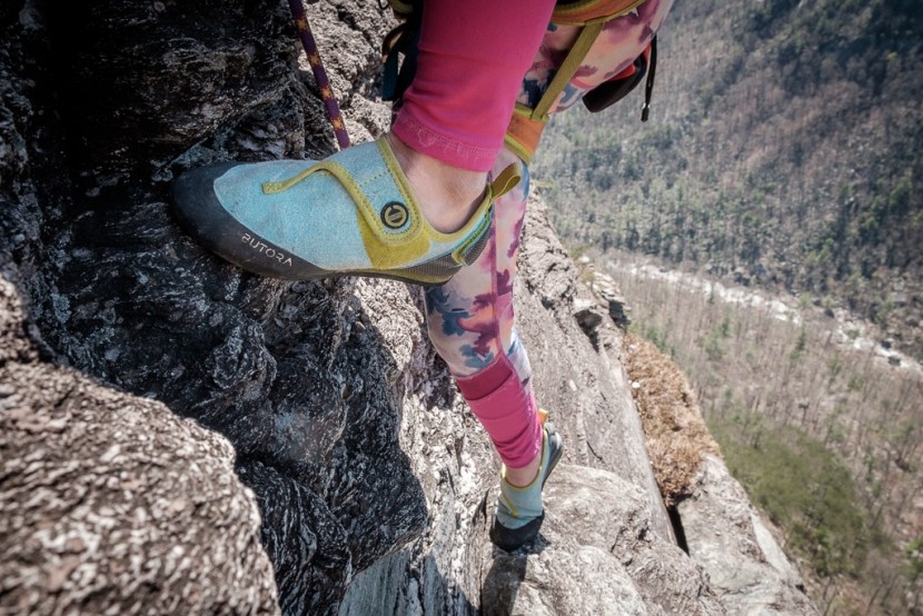 butora brava - the brava makes a great long multi-pitch climbing shoe, not once any...