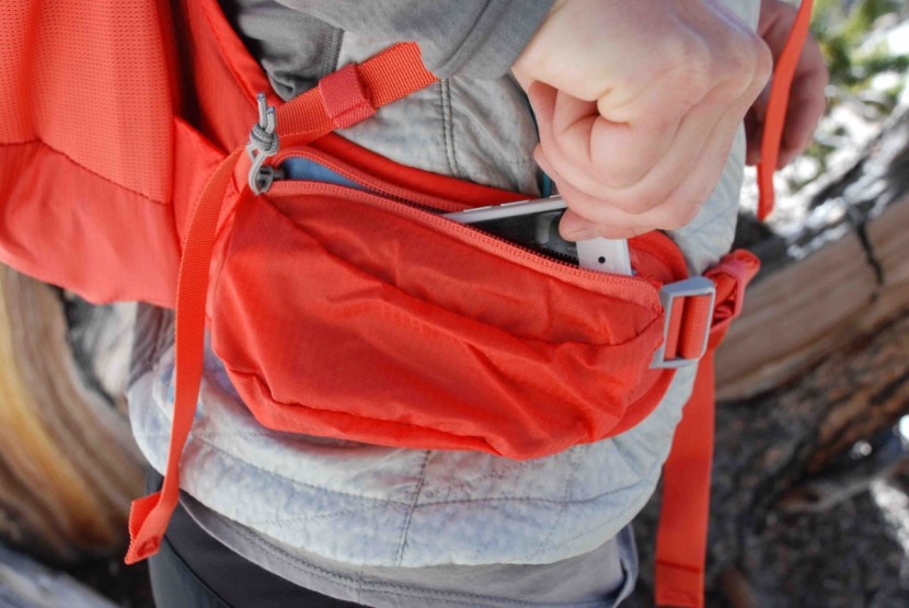 the one side hip belt pocket is large enough for a smartphone or gps...