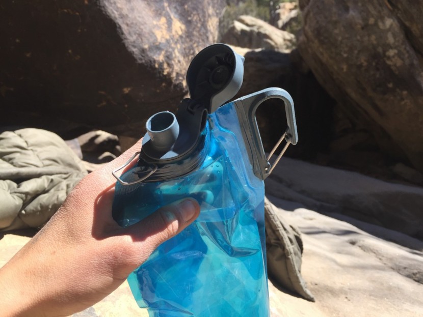 platypus duolock softbottle - the duolock combines a secure lid with a useful and effective spout...