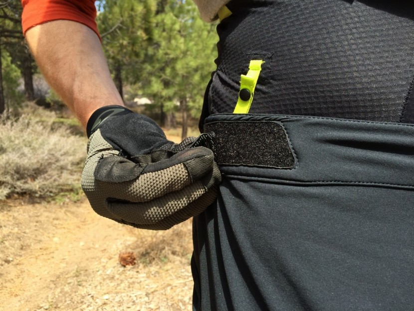 specialized enduro pro - the waist adjustments on the enduro pro shorts are on the outside of...