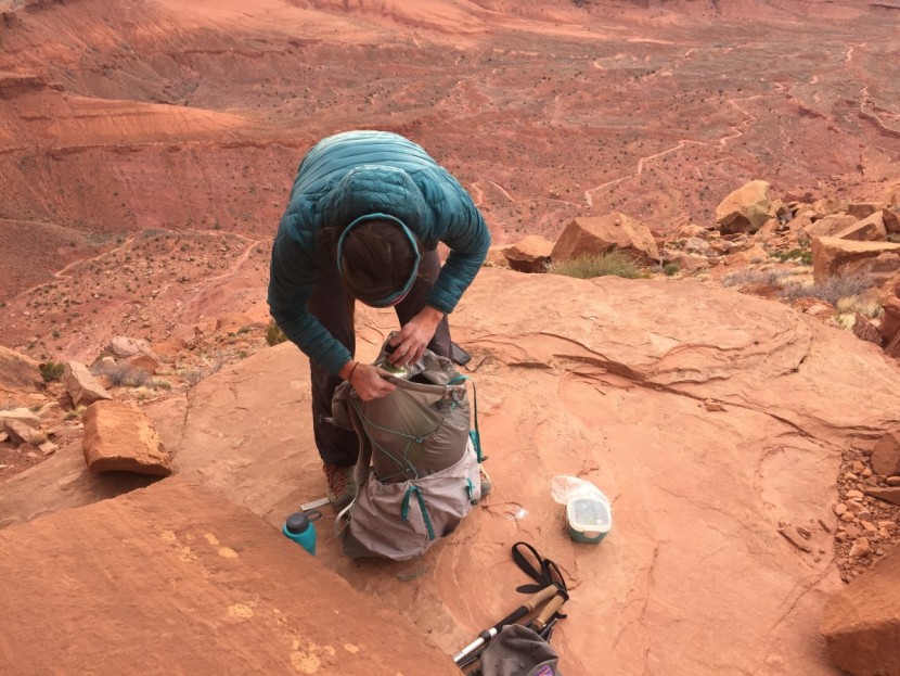 osprey lumina 45 - packing up the lumina is no joke. there is no room for extra gear...