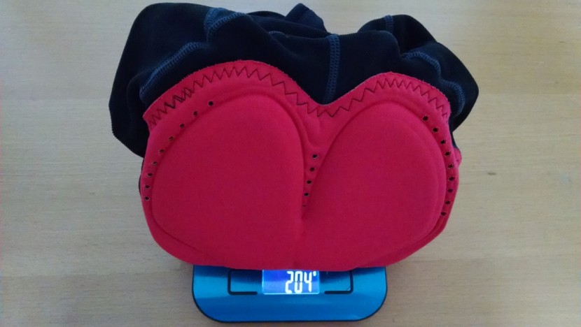 louis garneau fit sensor 2 bib - the louis garneau fit sensor 2s come in at 204 grams.