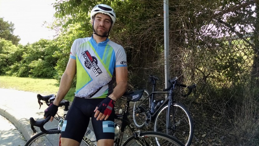 pearl izumi p.r.o. escape bib - they're not the sexiest shorts on the road, but the p.r.o. escapes...