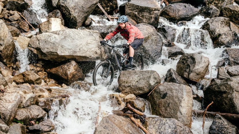 enduro mountain bike - the strive remains responsive at all speeds. even in when things get...