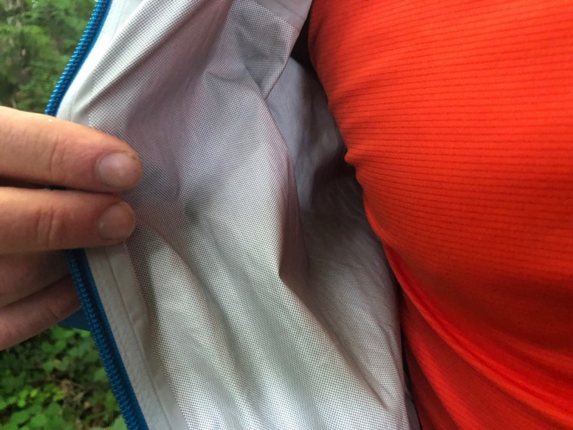 black diamond fineline - this jacket is geared to be light and does not have any ventilation...