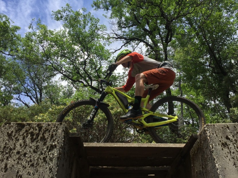 mountain bike saddle - the spyder outland performed great on the trail, it was comfortable...