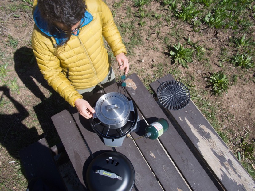 eureka gonzo - remove the grill/griddle entirely (see it sitting on the bench to...