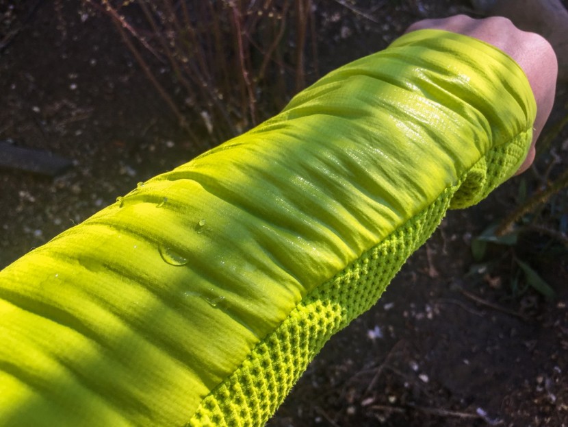 patagonia nano-air light hybrid hoody - while water beads of the fullrange insulated parts of this jacket...