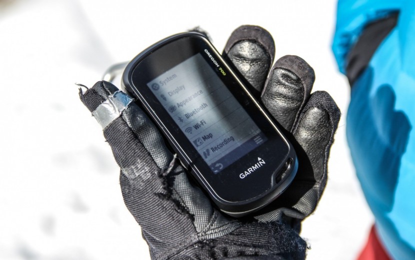 garmin oregon 700 - even in this bright light, it&#039;s easy for the tester to see the...