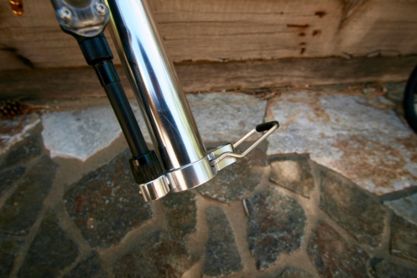 lezyne micro floor digital drive hvg - a foot brace bar gets your legs into the action, making for rapid...