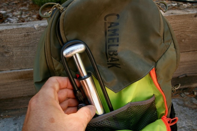 lezyne micro floor digital drive hvg - the micro floor digital drive is a miniature floor pump that can fit...