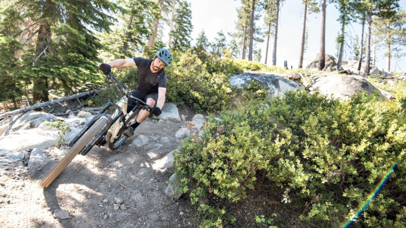 specialized stumpjumper comp carbon 29 - the stumpjumper handles well through small to midsize chop.