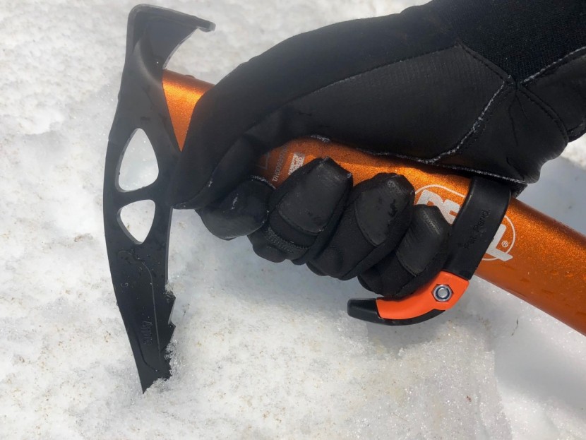 petzl gully - while we certainly used the adjustable slidder pommel at the base of...