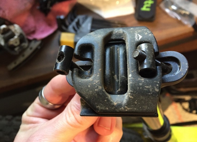 e*thirteen trs plus - the two bolt saddle clamp has a user-friendly design that makes it...