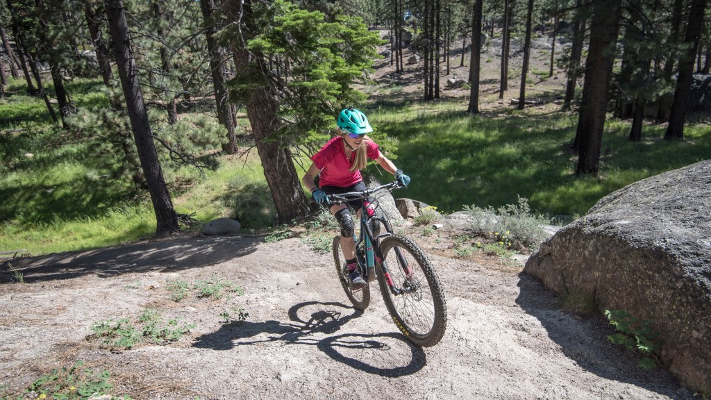 yeti sb5 beti xt/slx 2018 - despite only having a 46-tooth climbing gear, the yeti is a swift...