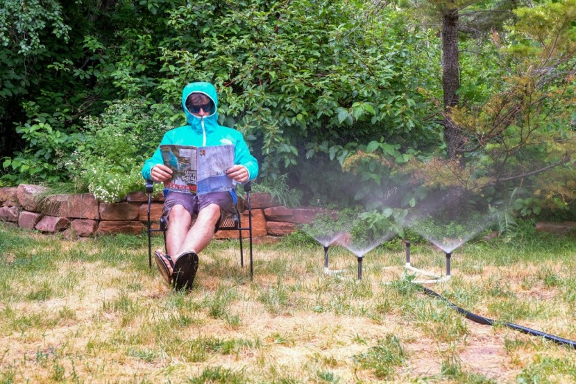 the north face crew run wind anorak - out of the entire field, the anorak kept us the most comfortable...