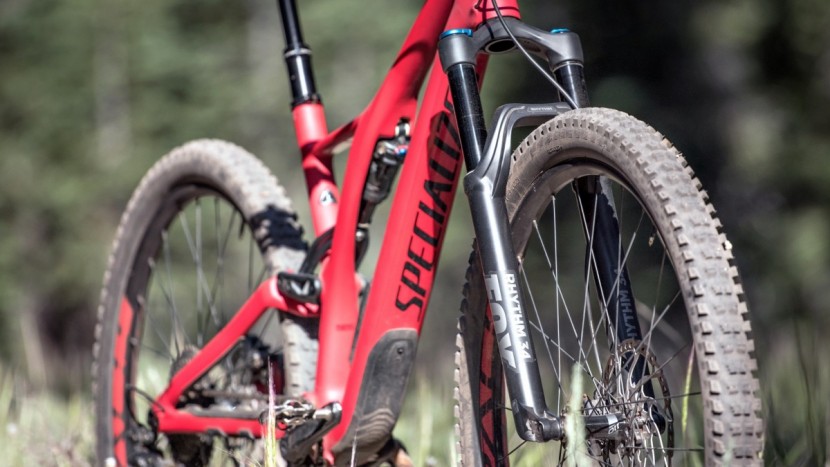 the fox rhythm 34 fork is one of the stumpy st's weak points.