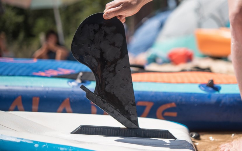 bic sport 11 wing air evo - this model features a single large detachable center fin, deck...