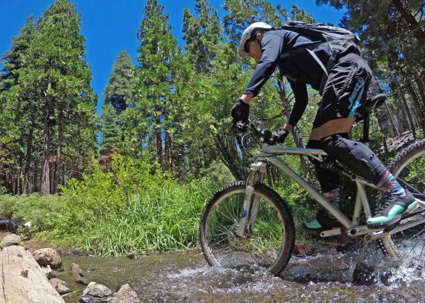 specialized 2fo cliplite lace for women - the uppers on the 2fo cliplite lace are water resistant and kept our...