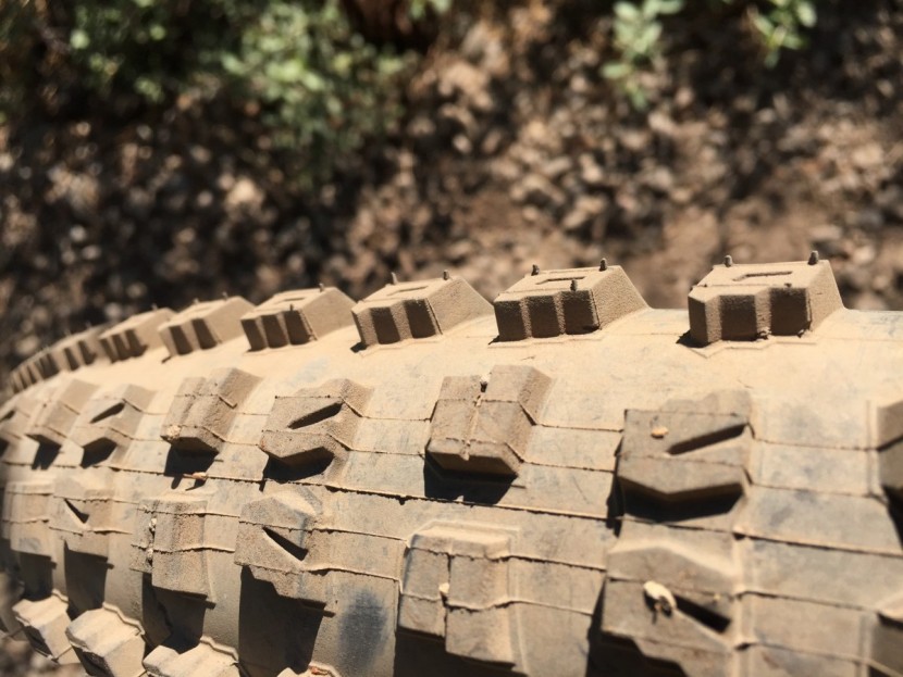 specialized butcher grid - we've put quite a few miles on this tire and it's only just starting...